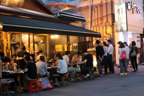 도마 홍대점 매장 외관 — storefront of Doma Hongdae Korean BBQ at Yanghwa-ro 16-gil, Hongdae Seoul · 5